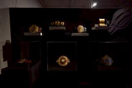 ภาพถ่ายนิทรรศการ ชุด ทางมวยอวยไทย